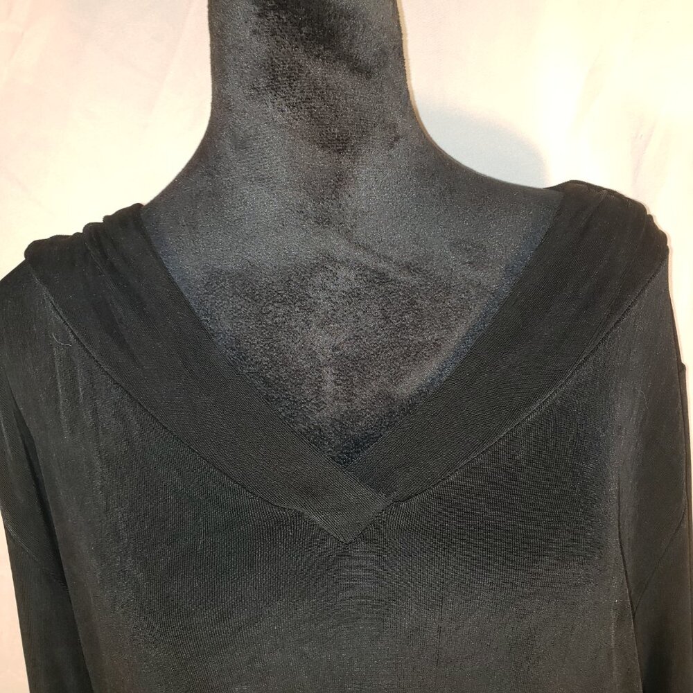 Chico's Travelers Black Size 3 Top